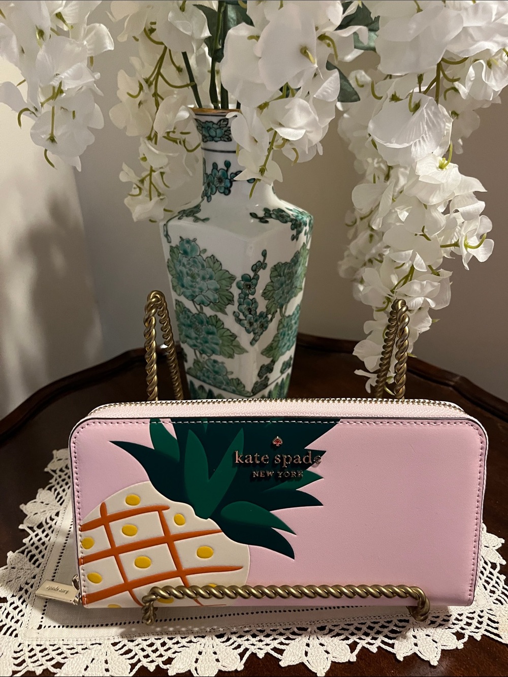 NWT Kate spade zip around large wallet.